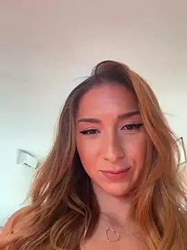 Snapshot of StracciaStella- chatting on June 19, 4:44 pm StracciaStella- online show from June 19, 4:44 pm