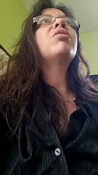 Snapshot of rposhta1991 chatting on May 17, 6:44 am rposhta1991 online show from May 17, 6:44 am
