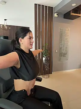 Snapshot of Carolina_Novoa chatting on July 30, 7:46 pm Carolina Novoa online show from July 30, 7:46 pm
