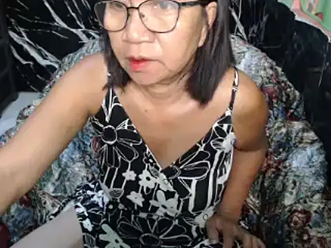Snapshot of ASIANDOLLY4U chatting on May 24, 10:37 pm ASIANDOLLY4U online show from May 24, 10:37 pm