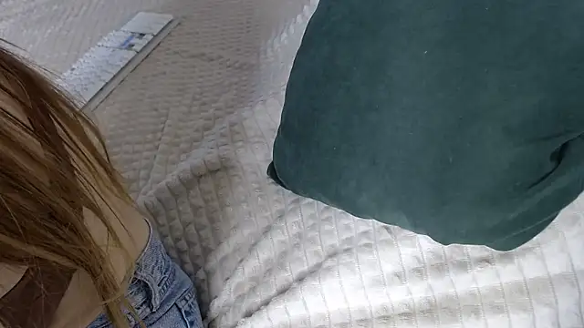 Kiradoll27 online show from December 22, 10:34 am