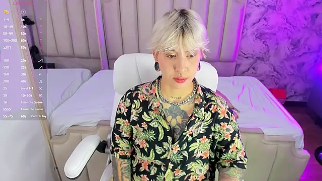 amy ink online show from December 4, 11:08 am