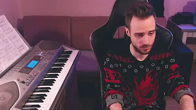 Sweetparker online show from November 1, 2:30 pm