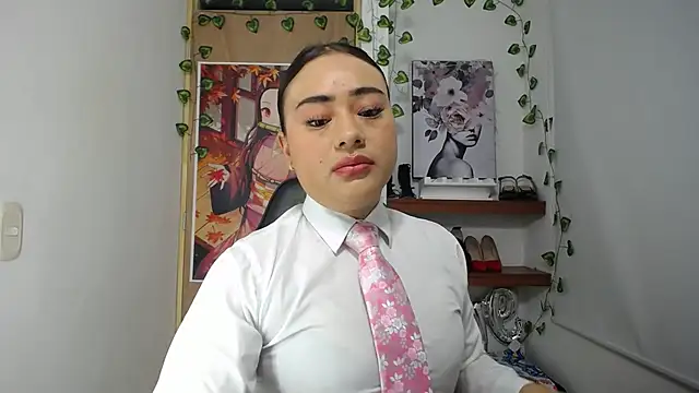 ReyleDoll online show from March 3, 11:24 pm