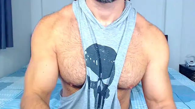 Snapshot of RONNIE_X chatting on October 20, 2:23 am RONNIE X online show from October 20, 2:23 am