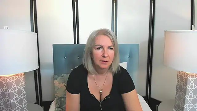 EricaTop online show from December 15, 8:30 am