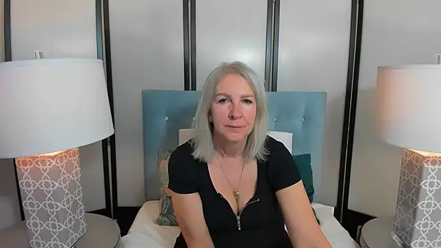 Snapshot of EricaTop chatting on May 20, 7:20 pm EricaTop online show from May 20, 7:20 pm