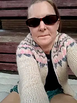 SwedishJennifer online show from May 4, 12:34 pm