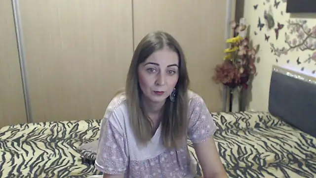 MirabelaSweet online show from March 17, 9:12 am