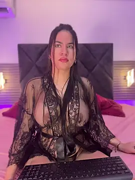 Zafira Alabi online show from July 26, 3:19 pm