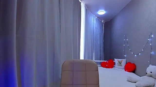 Snapshot of Malika_Lisan chatting on January 18, 4:26 am Malika Lisan online show from January 18, 4:26 am