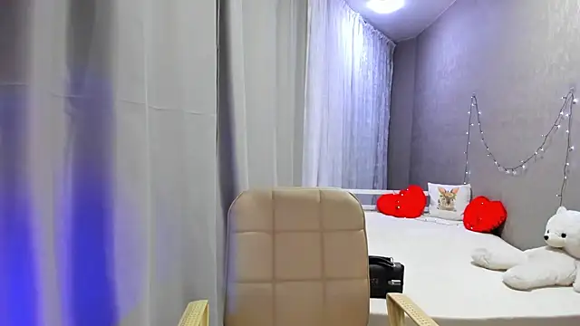 Snapshot of Malika_Lisan chatting on January 23, 12:46 am Malika Lisan online show from January 23, 12:46 am