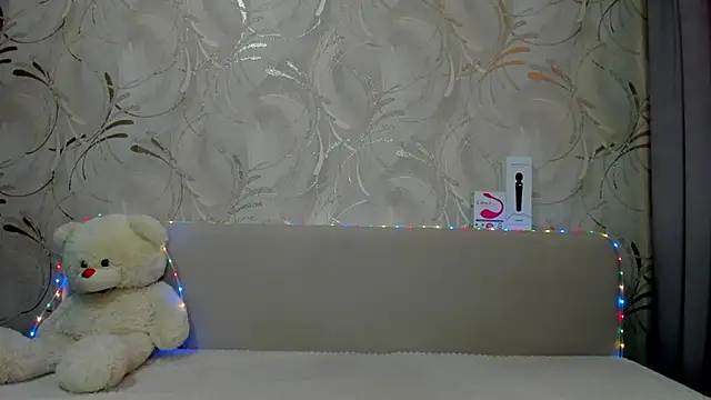 Snapshot of Malika_Lisan chatting on February 5, 3:45 am Malika Lisan online show from February 5, 3:45 am