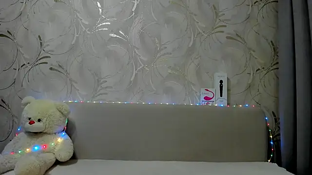 Snapshot of Malika_Lisan chatting on March 17, 1:46 am Malika Lisan online show from March 17, 1:46 am