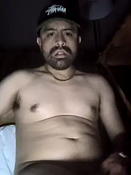 Snapshot of DRHUNGRX chatting on December 19, 5:51 am DRHUNGRX online show from December 19, 5:51 am