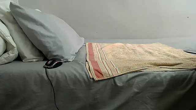 Snapshot of xTwerkingMistressx chatting on November 4, 5:28 am xTwerkingMistressx online show from November 4, 5:28 am