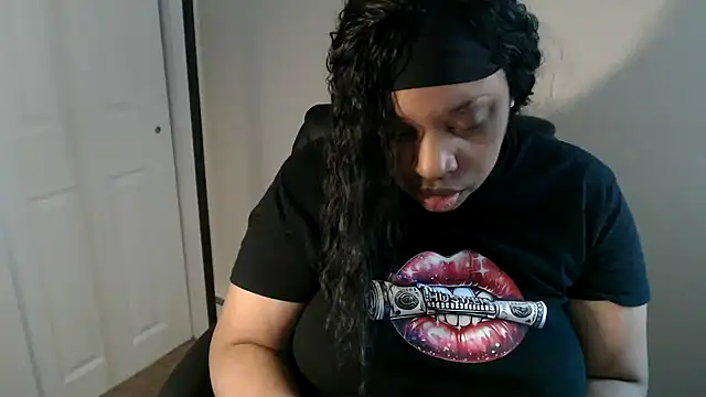 Sexymona1218 online show from April 27, 6:06 pm