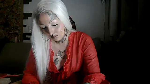 RoxxyInk online show from March 15, 10:27 pm