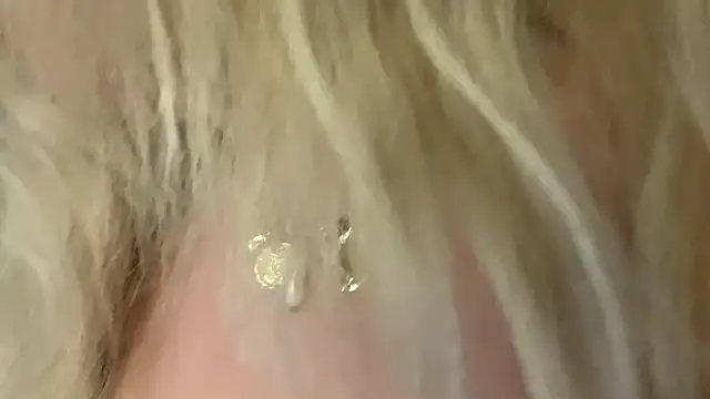 Snapshot of Monageil chatting on February 13, 6:27 pm Monageil online show from February 13, 6:27 pm