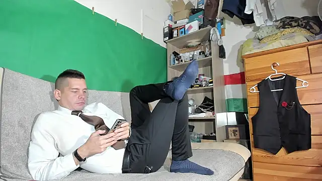 viraglaci18xh online show from November 5, 3:34 pm