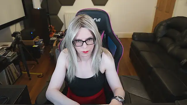 Snapshot of KelseyCobalt chatting on February 10, 9:04 pm KelseyCobalt online show from February 10, 9:04 pm