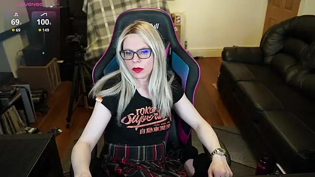 Snapshot of KelseyCobalt chatting on January 17, 8:34 pm KelseyCobalt online show from January 17, 8:34 pm