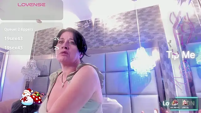 LADY HELLEN online show from November 27, 7:05 pm