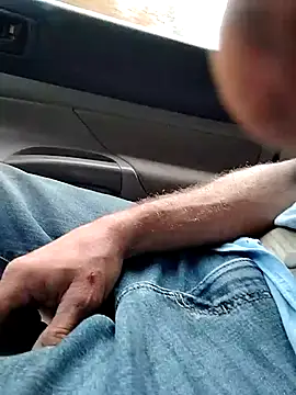 Snapshot of Biknight chatting on November 2, 10:12 pm Biknight online show from November 2, 10:12 pm