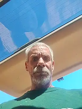 Snapshot of Biknight chatting on November 16, 5:29 pm Biknight online show from November 16, 5:29 pm