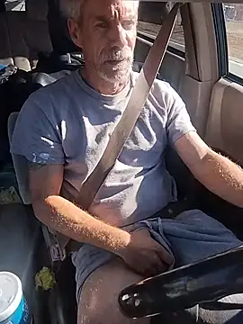 Snapshot of Biknight chatting on November 23, 4:07 pm Biknight online show from November 23, 4:07 pm