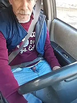 Snapshot of Biknight chatting on December 14, 2:44 pm Biknight online show from December 14, 2:44 pm