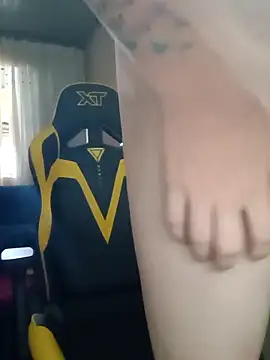 Snapshot of DanielMagains chatting on March 14, 1:02 pm DanielMagains online show from March 14, 1:02 pm