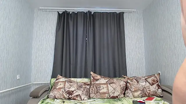 Snapshot of BELBIG chatting on November 20, 4:23 am BELBIG online show from November 20, 4:23 am