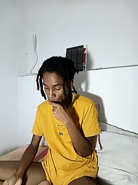 Snapshot of africa_deluxe chatting on October 31, 3:57 pm africa deluxe online show from October 31, 3:57 pm