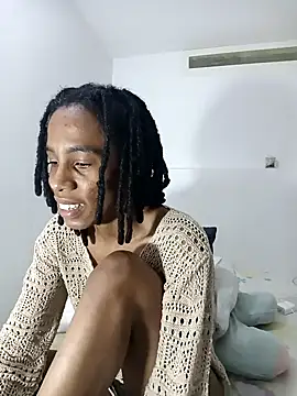 Snapshot of africa_deluxe chatting on November 20, 9:47 pm africa deluxe online show from November 20, 9:47 pm