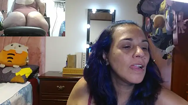 zoe hotxxx online show from July 2, 2:12 pm
