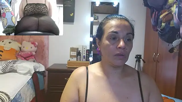 zoe hotxxx online show from July 22, 2:09 pm