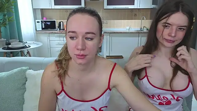 Naughty Alice online show from December 22, 6:32 am