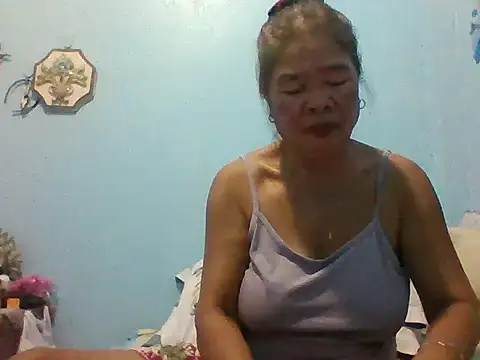 Snapshot of sexylizzy4u chatting on June 29, 5:57 pm sexylizzy4u online show from June 29, 5:57 pm
