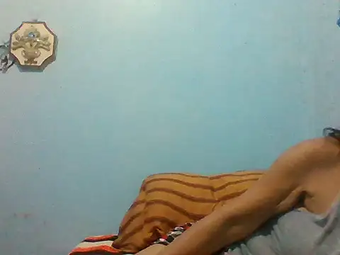 Snapshot of sexylizzy4u chatting on August 4, 6:10 pm sexylizzy4u online show from August 4, 6:10 pm
