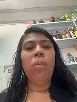 Snapshot of emilyjohanson chatting on May 26, 3:19 pm emilyjohanson online show from May 26, 3:19 pm