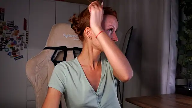 Liuba Fox online show from June 22, 8:39 pm