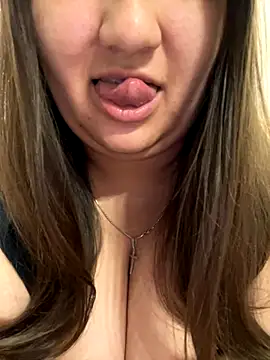 Snapshot of Jane_BBW chatting on October 22, 9:36 pm Jane BBW online show from October 22, 9:36 pm