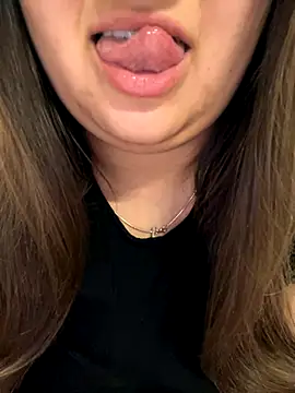 Snapshot of Jane_BBW chatting on October 29, 12:35 am Jane BBW online show from October 29, 12:35 am