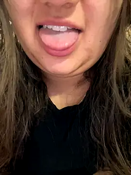 Snapshot of Jane_BBW chatting on November 8, 5:29 am Jane BBW online show from November 8, 5:29 am