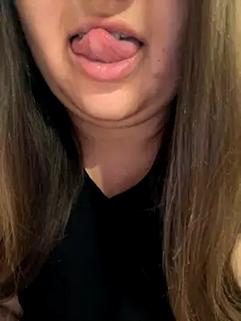 Snapshot of Jane_BBW chatting on November 9, 6:12 am Jane BBW online show from November 9, 6:12 am