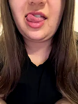 Snapshot of Jane_BBW chatting on December 16, 7:35 am Jane BBW online show from December 16, 7:35 am