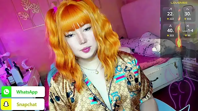 HOTnWILDalice online show from November 3, 2:13 am