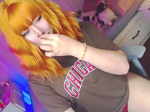 HOTnWILDalice online show from April 29, 2:37 am