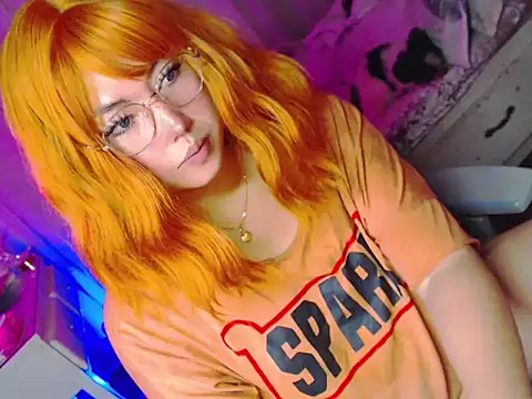 Snapshot of HOTnWILDalice chatting on May 20, 5:13 am HOTnWILDalice online show from May 20, 5:13 am